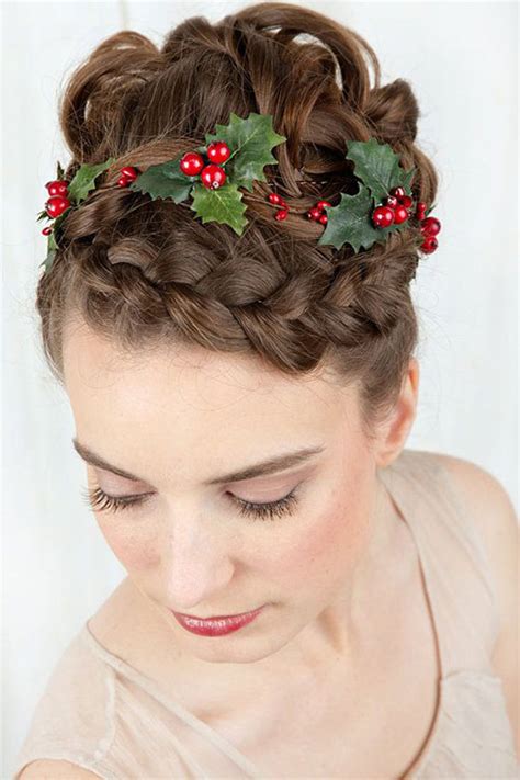 15 Creative Christmas Themed Hairstyle Ideas 2015 Xmas Tree Hairstyles Modern Fashion Blog