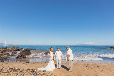 Maui Beach Weddings Maui Vow Renewals Beach Weddings Maui