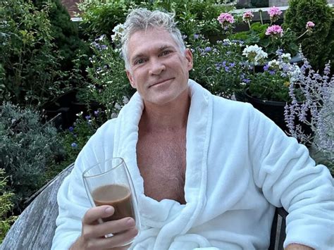 Gmas Sam Champion Shows Off Muscular Body In Shirtless Halloween