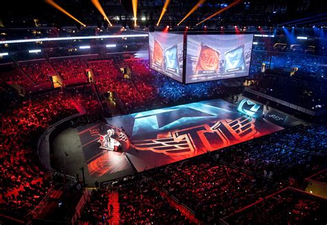 Paying the pros: How to improve the economics of League of Legends ...