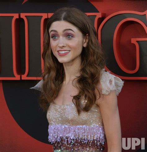 Photo Natalia Dyer Attends The Stranger Things 3 Premiere In Santa