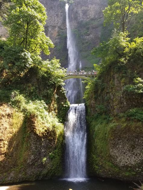 Multnomah Falls Oregon Usa Rhiking