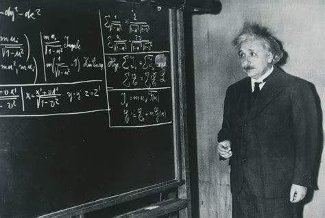 Albert Einstein Veröffentlicht Die Relativitätstheorie 1905 Politik