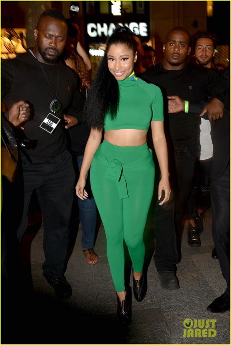 Full Sized Photo Of Nicki Minaj Shows Off Underboob After Beyonce 09