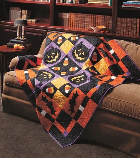 Black Cats And Halloween Quilt Patterns Quilting Daily