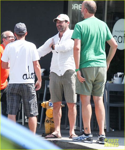 Jon Hamm Sports Some Scruff While Out To Lunch Photo 3948641 Jon Hamm Photos Just Jared