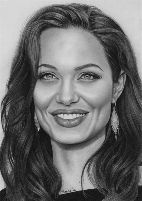 Angelina Jolie Par Manda Croquis De Portrait Comment Dessiner Un