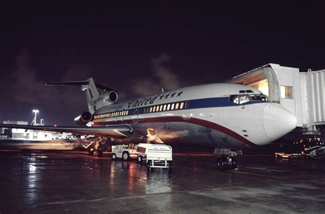Classic United Airlines Boeing 727 Photograph By Erik Simonsen Fine