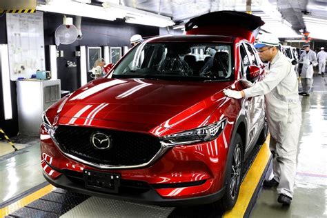 The reason i came to your site, which is awesome by the way, is because i have seen two or three mazda 3's around houston that have a fantastic bright red color; Mazda's Innovative Aqua-Tech Paint Provides ...