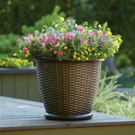 Better Homes And Gardens 18 In Faux Wicker Resin Planter Pot Java Brown