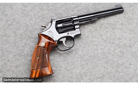 Smith And Wesson ~ Model 48 2 ~ 22 Wmr