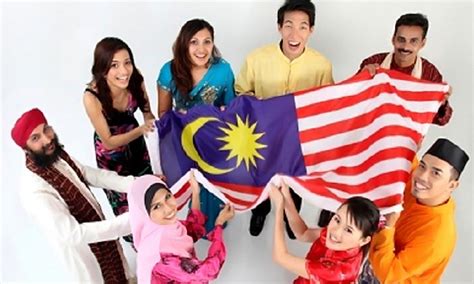 Malaysia terkenal di persada dunia sebagai sebuah negara yang berbilang kaum dan bangsa yang bersatu padu. KONSEP NILAI DAN PERPADUAN MASYARAKAT MALAYSIA