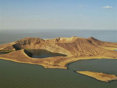 Lake Turkana By Private Helicopter Kenya Steppes Travel