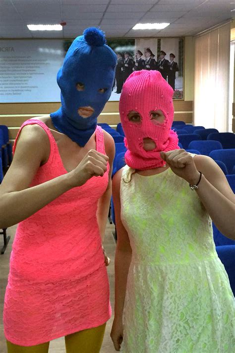 Pussy Riot Pair Detained For 3 Days In A Row In Sochi