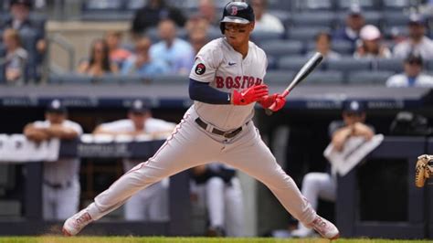 Boston Red Sox Star Third Baseman Rafael Devers Hamstring Placed On Il