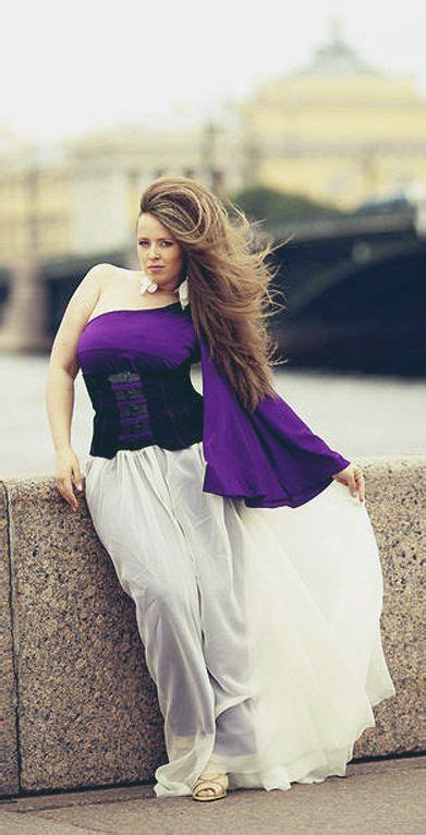 Russian Plus Size Model Viktoria Manas Viktoria Manas Pinterest Size Model Models And Curvy