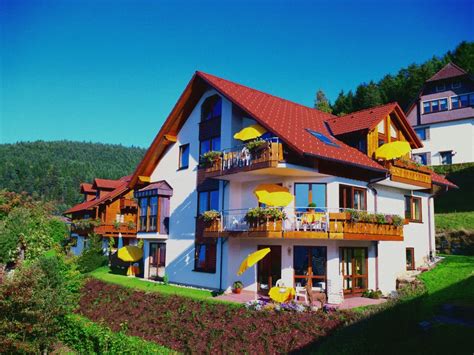 Haus hahn ist liegt in kirberg. Ferienwohnung Medium mit Indoorpool und Sauna, Schwarzwald ...