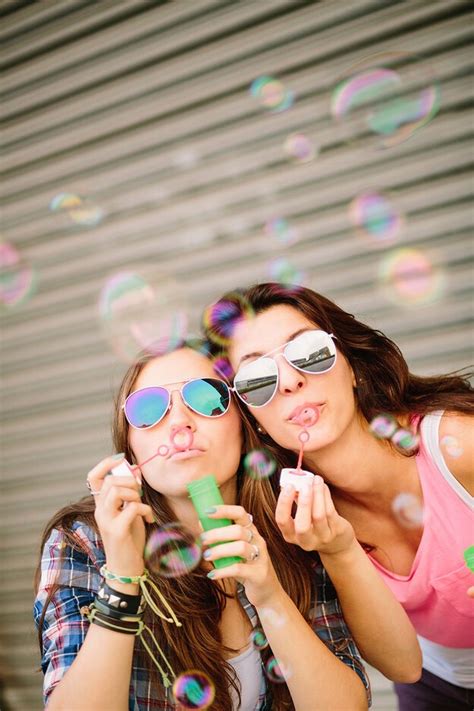 Cute Ways To Take Pictures With Your Best Friend👭💕 Musely