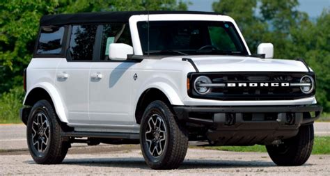New 2022 Ford Bronco Banks Edition Release Date Price Specs New