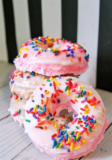 Diy Doughnut Bath Bombs With Sprinkles