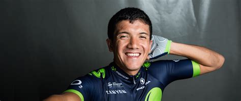 Diario marca de españa destaca el trabajo de richard carapaz en el giro de italia y la relevancia que tuvo colombia dentro del logro del. Richard Carapaz, la clase ciclista y personal van de la ...