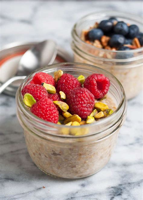 Easy Overnight Oats Recipe Toppings