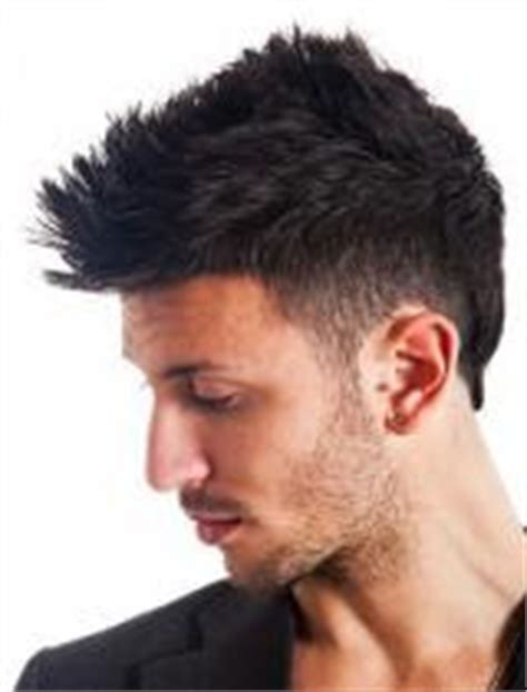 Fade sebagai tren gaya rambut pria 2021 pun punya banyak variasi. Media Informasi dan Teknologi: Potongan Gaya Rambut Pria/Cowok Terbaru di Tahun 2013