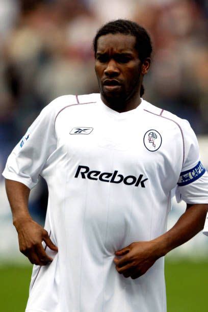 Jay Jay Okocha Bolton Imágenes Y Fotografías Noticias