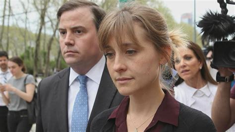Smallville Actress Allison Mack Pleads Guilty In Alleged Sex Cult Case