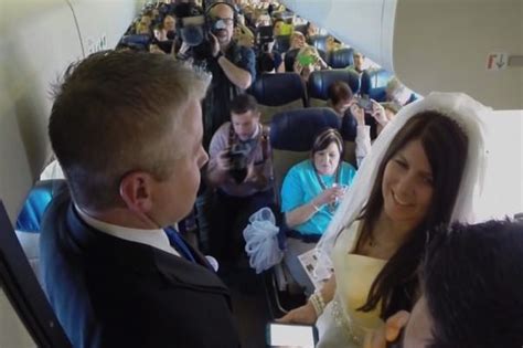 Wedding At 32000 Feet Couple Gets Married On Southwest Airlines