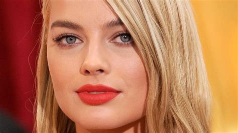 Margot Robbie Was Always Set To Be A Star Neighbours Director Says