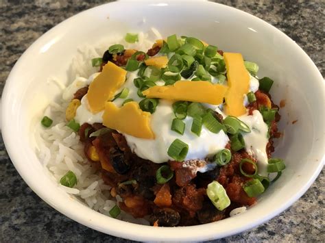 Spicy Bean Chili Rice Bowl — Cooking With Anadi