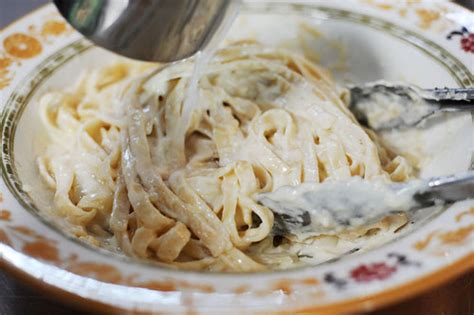 (spotted by amanda y at walmart.) Fettuccine Alfredo | The Pioneer Woman Cooks | Ree Drummond