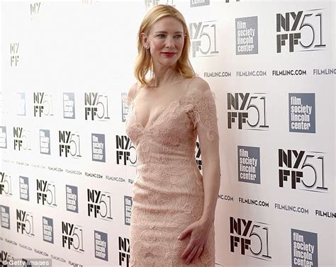 Cate Blanchett Stuns In A Nude Gown Blue Jasmine Star Honoured At New York Film Festival