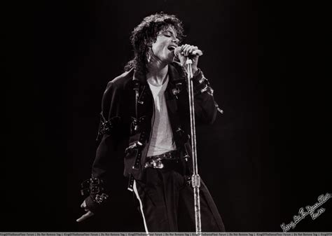 Michael Jacksons Moonwalk Photo 22173405 Fanpop