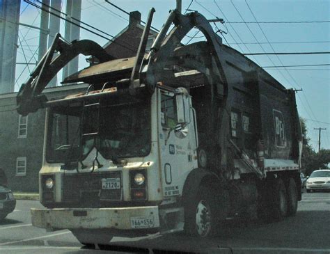 Vintage Bfi Front End Loader Garbage Truck Ahhh Fresh Air Flickr