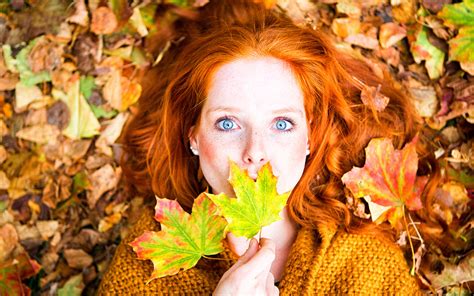 Photos Leaf Redhead Girl Face Girls Autumn 3840x2400