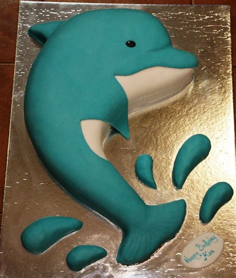 I Made This Dolphin Cake Dolphin Birthday Cakes Dolphin Birthday