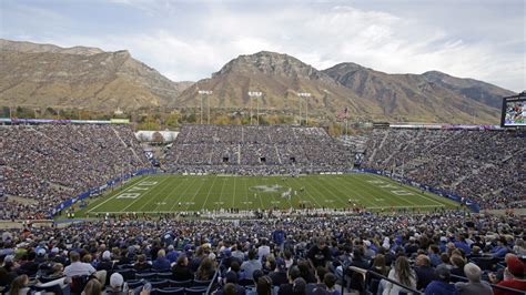 Byu To Bring Full Capacity Crowds Back To Lavell Edwards Stadium