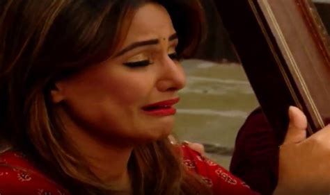 Yeh Rishta Kya Kehlata Hai Hina Khan Aka Akshara Gets Emotional On Her Last Day Of Shoot