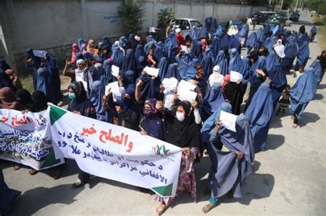 تحقیق تازه در افغانستان زنان در روند صلح به طالبان و جامعه جهانی