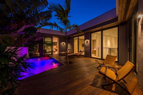 The Tropical Modern Zen Treehouse In Coconut Grove Is For