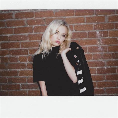Lauren Taylor Officiallaurentaylor • Instagram Photos And Videos