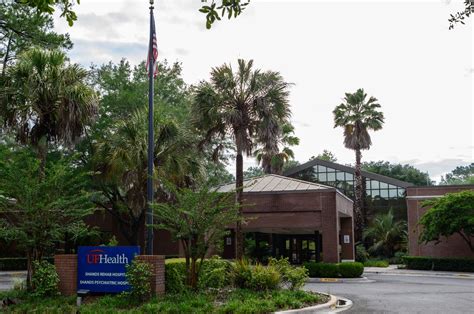 27.10.2021 · the department of orthopaedic surgery and sports medicine, part of the college of medicine, is located at the university of florida (uf) in gainesville. UF Health Shands Psychiatric Hospital » Department of ...