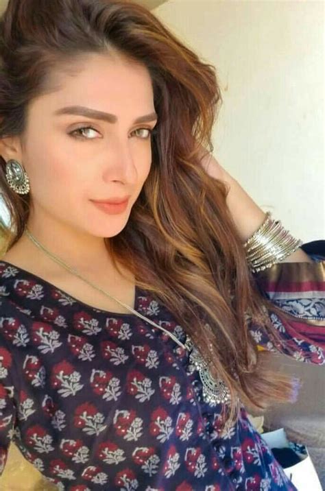 Pin By 💝anmol💝 On Ayeza Khan Pics Ayeza Khan Pakistani Actress