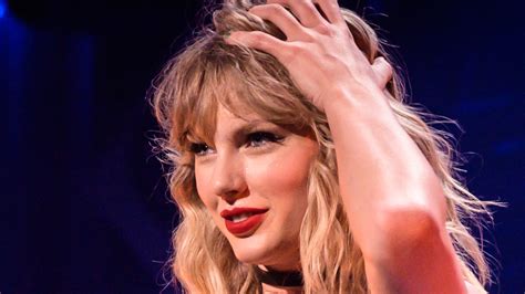 How To Recreate The Viral Eras Tour Manicure From Taylor Swift S Instagram