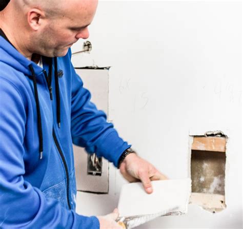 Search for fix wall hole. How to Fix a Hole in the Wall: Bryan Baeumler's 4 Simple ...