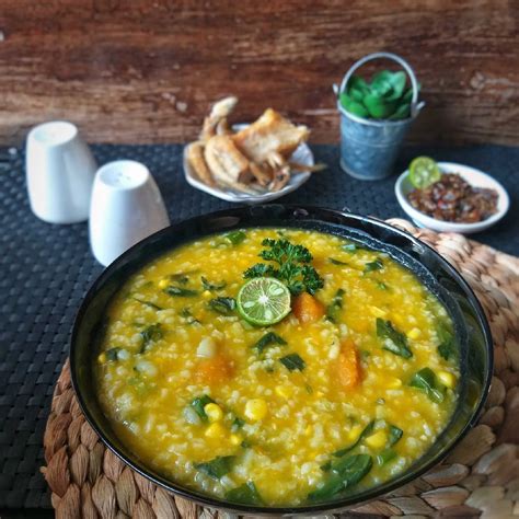 Resep Tinutuan (Bubur Manado) Sederhana Rumahan di Yummy App