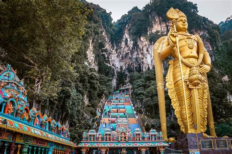 It is located approximately 13 kilometres north of kuala lumpur and can be easily accessed by car, train or bus. How to get to Batu Caves from Kuala Lumpur - a complete ...