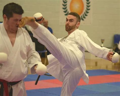 Beautiful Technique Shotokan Karate Shotokan Martial Arts